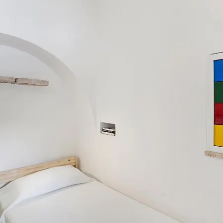 Apartmán Lovely Trullo With Swimming Pool & Parking